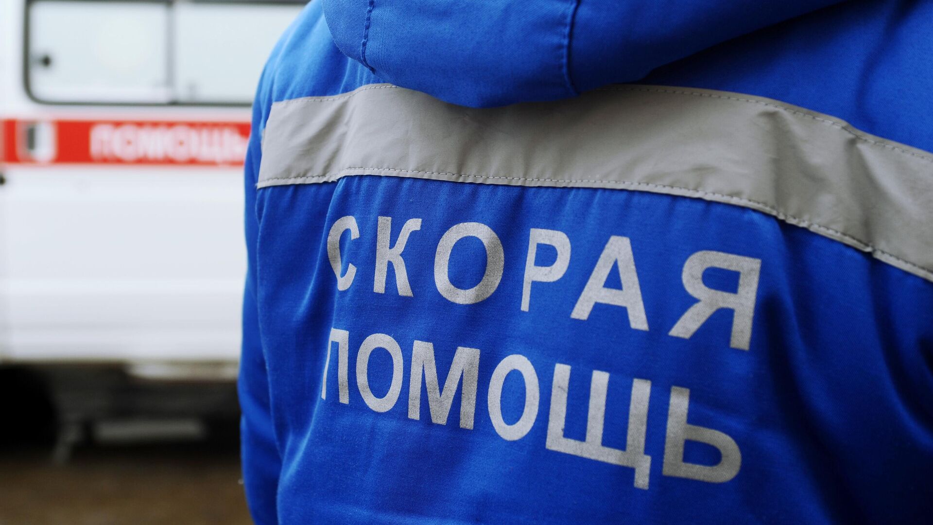 Путин поручил изучить возможность направления в госпитали без контракта